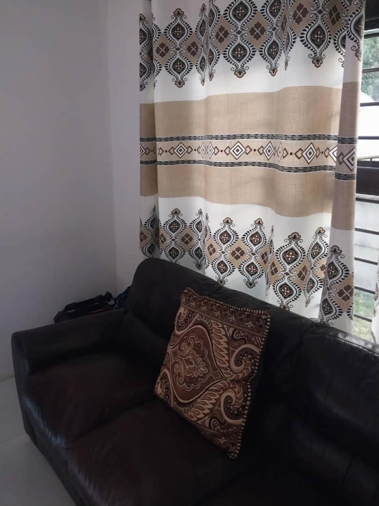 Emmrose Apartments شينغولا المظهر الخارجي الصورة